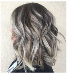 Gray Balayage, Platinum Highlights, Blond Balayage, Highlights Blonde, Eternal Youth, Dark Hair With Highlights, White Highlights