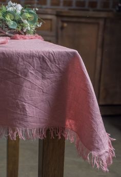 Pink Linen Tablecloth with Fringe Edges Dinner Natural Table | Etsy Small Sewing Studio, Pink Tablecloth, Centerpieces Floral, Natural Table, Tablecloth Round, Table Dressing, Linen Tableware, Dusty Rose Color, Table Scape