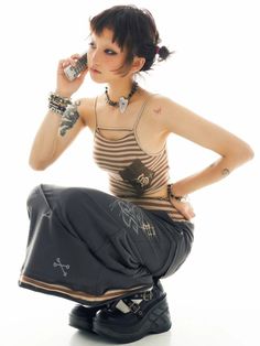 2000s Japanese Fashion, Photographie Portrait Inspiration, Style Japonais, Poses References, Human Poses, Cool Poses, Swaggy Outfits, Mode Inspo, Pose Reference Photo