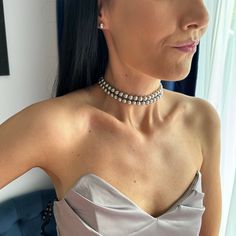 Fall in love with this two layers silver pearls choker necklace. Good to wear with your everyday outfits or to give a bit of sophistication to your evening dress.  👗 This choker necklace would be perfect for your bridesmaids to match their dresses and create a seamless look! I actually have a discount code if you buy more than 3 necklaces for your bridesmaids or flower girls. Add this code at the checkout and you will get 25% OFF: BRIDESMAIDS (this code is valid when you're buying 3 or more nec Silver Adjustable Bridal Necklace For Party, Formal Adjustable Pearl Chain Choker, Classic Pearl Pendant Jewelry For Party, Adjustable Pearl Chain Choker For Formal Events, Adjustable Pearl Chain Choker For Formal Occasions, Double Strand Pearl Necklace For Parties, Elegant Adjustable Pearl Choker, Pearl Embellished Choker For Parties, Adjustable Pearl Embellished Choker Necklace