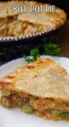 A slice of beef pot pie on a white plate with a pie dish full of pot pie in the background. Creamy Chicken Pot Pie Recipe, Homemade Chicken Pot Pie Recipe, Pie Chicken, Beef Pot Pie, Easy Chicken Pot Pie Recipe, Creamy Chicken Pot Pie, Beef Pot Pies, Chicken Pot Pie Filling