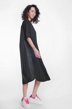 Introducing the must-have piece for your casual wardrobe: the Round Neck Poplin T-Shirt Dress in Black. Crafted from soft and stretchy fabrics, this smock dress offers both comfort and style for everyday wear.  Featuring a crew neckline and short sleeves, this dress exudes effortless simplicity with a touch of understated elegance. The midi length and oversized fit make it perfect for all-day comfort, while the addition of pockets adds both functionality and flair.  Whether you're running errands or meeting friends for brunch, this dress is sure to become your new go-to. Pair it with sneakers for a laid-back look or dress it up with sandals for a more polished ensemble.  Part of our new collection, this dress is made from high-quality poplin fabric consisting of 95% cotton and 5% elastane, Black Smock Dress, Tan Scarf, Skirt Jumpsuit, Scarf Headband, Romper Pants, Smock Dress, Sweater Coats, Black Media, Casual Wardrobe