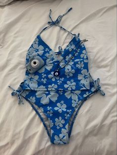 Hibiscus Bathing Suit, Coconut Girl Bathing Suit, Cute Tankini Bathing Suits, 90s Bathing Suit, Blue Bathing Suits, Y2k Tankini, Tankini Aesthetic, Flower Swimsuit, Tropical Aesthetic