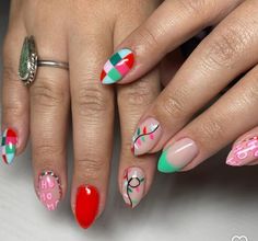 Cruise Nails, Minimal Nails Art, Red Christmas Nails, Fingernail Designs, Christmas Nails Easy, Minimal Nails, Rose Nails, Short Acrylic Nails Designs, Get Nails