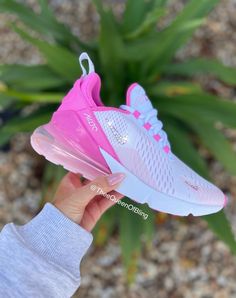 Women's Nike Air Max 270encrusted with  Swarvoski crystals💎✨ COLOR: pink / white  - SIZING : ORDER A HALF SIZE UP FOR A LOOSER FIT.  these run small  They are in YOUTH sizes that are equivalent to women's sizes!  please know your size in these as they are non exchangeable/ non refundable !  Shipping:  2-3 weeks at the latest! Sporty Pink Sneakers With Rhinestones, Nike 270 Outfit, Pink Air Max 270, Nike Shoes Women Fashion, Tie Sneakers, Pink Nike Shoes, Nike Fashion Shoes, Preppy Shoes, All Nike Shoes