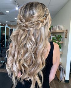 Half Up Half Down Hair Grad, Twist Braid Half Up Half Down, Prom Hairstyles Braid Half Up, Updos Half Up Half Down, Braid Half Up Half Down Hairstyles, Grad Hairstyles Half Up Half Down, Braided Half Up Half Down Hair Prom, Braid Hairstyles Half Up Half Down, Grad Hairstyles For Long Hair