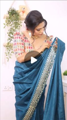 Latest Saree Blouse Designs 2024, Latest Sari Design, Latest Sarees Designs 2024, Blouse Designs Latest Fancy Sarees, Latest Fancy Sarees Party Wear, Simple Gown Designs For Party, Saree Pleats, Saree Hacks, Sari Draping