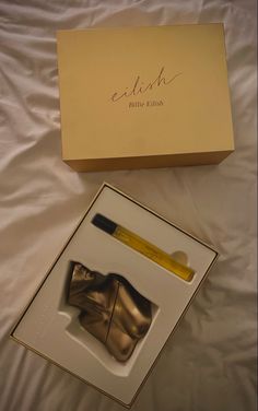 Eilish Perfume Aesthetic, Billie Eilish Perfume Aesthetic, Billie Eilish Gifts, Billie Perfume, Billie Eilish Fragrance, Billie Eilish Perfume, Eilish Perfume, Perfume Aesthetic, Aesthetic Orange