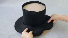 How To Make Top Hats Diy, Crazy Santa Hat, Diy Hat Making, Christmas Top Hats Diy, Top Hats Diy, Crazy Christmas Hat