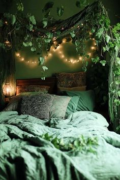 25+ Green Witch Aesthetic Bedroom Hedge Witch Home Decor, Witch Aesthetic Room Ideas, Green Witch Bedroom Ideas, Whimsical Green Bedroom, Green Fairy Bedroom Aesthetic, Cozy Forest Bedroom, Green Witch Home, Green Witch Bedroom, Witchy Bedrooms