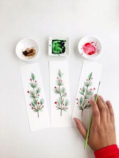 Easy Holiday Watercolor, Christmas Simple Paintings, Watercolor Christmas Bookmarks, Christmas Bookmarks Watercolor, Christmas Watercolor Bookmarks, Watercolor Christmas Cards Diy, Painted Christmas Cards, Christmas Bookmarks, Christmas Card Art