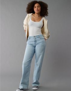 AE Stretch Curvy High-Waisted Stovepipe Jean Jeans For Pear Shaped Women, Jeans For Curvy Women, White Jeans Men, Curvy Petite Fashion, Athletic Fit Jeans, Curvy Hips, Flattering Jeans, Denim Inspiration, Fall Jeans