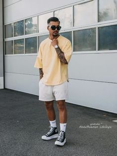 Mens Outfits Summer, Casual Mens Outfits, Chubby Men Fashion, Men's Summer Outfits, Abercrombie And Fitch Outfit, Summer Outfits 2022, Jean Short Outfits, Blue Jeans Mens, Mens Summer Outfits