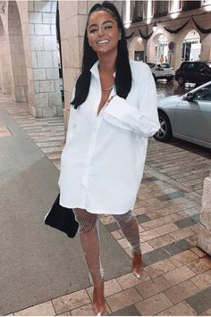 Oversized White Shirt, White Shirt Outfits, Thrifted Outfits, Mode Vintage, Sparkle Diamonds, Edgy Fashion, White Shirt, Chic Outfits