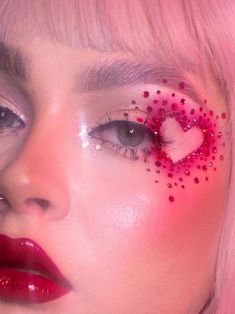 Heart Makeup, Rhinestone Makeup, Day Makeup Looks, Heart Eye, Valentines Day Makeup, Valentines Makeup