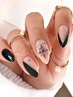 #PinterestInspo #PinItToWinIt #ViralPins #TrendingNow #PinterestLover #CreativePins #ExploreTheBest Black And White Nail, December Nails, January Nails, Snowflake Nails, Blue Nail, Winter Nail Art, White Nail, Winter Nail Designs, Winter Nail