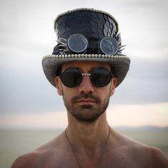 Rave Hats, Festival Hats, Burning Man Costume, Burning Man Fashion, Look Festival, Steampunk Hat, Burning Man Outfits, Military Cap, Festival Hat