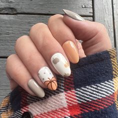 Fall is here and it's time to switch up your nail game! 🍂 These short fall nails are perfect for the season and will give you major cozy vibes. #fallnails #shortnails #cozynails #autumnnails #nailinspo #nailtrends #nailsofinstagram #nailart #fallvibes #nailgoals 💅🏼 Which design is your favorite? Let us know in the comments below! 👇🏼 #naillove #fallcolors #naildesigns #nailfashion Nails Collection, Fall Nail Ideas, Pumpkin Nails, Cute Nails For Fall, Seasonal Nails, Fall Acrylic Nails, Short Acrylic, Thanksgiving Nails, Nail Swag