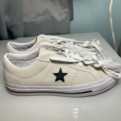 Brand New Never Worn Men’s Size 8.5 Sneaker Converse One Star Pro Suede Low 'Egret White White Converse Sneakers, Low Converse, Converse One Star Pro, Egret White, Converse Chuck Taylor White, Converse One Star, Converse Chuck 70, White Converse, Leather High Tops