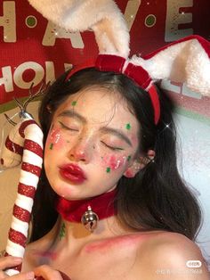 Christmas Aesthetic Makeup, Reindeer Makeup, Makeup Looks Winter, Christmas Party Makeup, Xmas Makeup, Christmas Eye Makeup