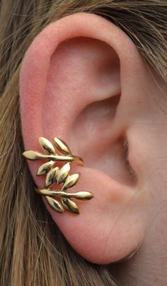 A personal favorite from my Etsy shop https://www.etsy.com/listing/498003643/greek-leaves-ear-cuff-sterling-silver-or Greek Leaves, Ear Cuffs Gold, Leaf Ear Cuffs, Ear Cuff Gold, Pierced Ear, Wrap Earrings, Gold Ear Cuff, Silver Ear Cuff, Warrior Princess