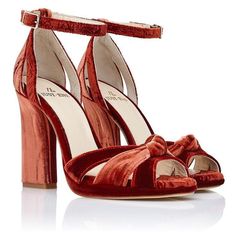 Wishlist 2022, Reels Ideas, Heart Shoes, Velvet Shoes, Fancy Shoes, Autumn Wedding, Carrie Bradshaw, Flat Boots