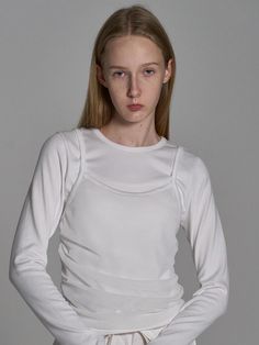 Composition :62% polyester 34% rayon 4% spandex / 100% polyesterCountry of Origin : Republic of Korea High Stretch White Top For Spring, Versatile White Fitted Top, White Fitted Versatile Top, White Stretch Elastane Tops, Versatile White Stretch Top, Versatile White Top For Spring, White Fitted Top, Versatile White Elastane Tops, White Tri-blend Sporty T-shirt