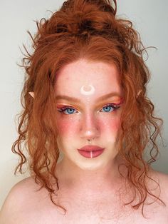 Fire Elf Makeup, Fairy Makeup Ren Faire, Elf Wedding Makeup, Fair Make Up Looks, Fae Face Makeup, Fairy Makeup Inspiration, Rennisance Faire Makeup, Garden Fairy Makeup Ideas, Summer Fairy Makeup