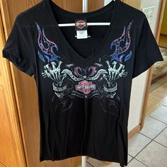 Black Harley-Davidson Shirt With Pink And Purple Embellishments. Bought In Oconomowoc Wi. Never Worn. Pink And Black Harley Davidson, Soft Affliction, Harley Shirts For Women, Pink Harley Davidson Shirt, Harley Davidson Graphic Tee, Black Harley Davidson, Harley Davidson Long Sleeve, Dream Things, Harley Davidson Shirt