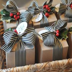 list of my favorite things Christmas Present Gift Wrapping Ideas, Diy Holiday Gift Wrapping, Wrapped Presents, Holiday Gift Wrapping, Gift Wrapping Ideas, Diy Holiday Gifts, Wrap Ideas