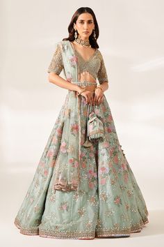 Organza Floral Lehenga, Floral Bridal Lehenga, Studio Iris, Lehenga Green, Pastel Lehenga, Cancan Lehenga, Model Hairstyles, Engagement Lehenga, Desi Vibes