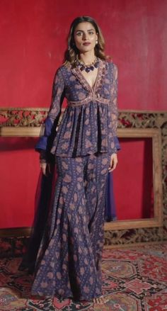 Latest Indian Wear 2023, Indian Fashion 2023, Sharara Outfits Indian, Modern Indian Outfits Classy, 2023 Indian Fashion Trends, Boho Indian Outfits, Jump Suites Elegant, Trendy Outfits Indian For Wedding 2023, Indian Inspired Outfits