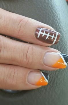 Tennessee Vols Nails, Vols Nails, Tennessee Nails, Moody Makeup, Nails Gray, S And S Nails, College Room Decor