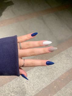 #blue #nails #bluenails #unhas #azul #unhaazul 