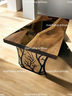 a wooden table with many different types of wood in the top and bottom section,