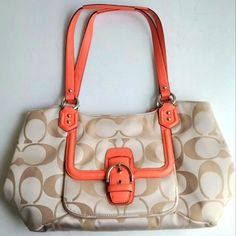 Coach Purse Cream Coral Pink Gently Used. Condition It Only Has A Very Small Stain, It Is Not Noticeable In A Photo. Aesthetic Vintage Outfits 90s, Vintage Outfits Aesthetic, Aesthetic Vintage Outfits, Vintage Outfits 90s, Drawing Bag, Men's Totes, Bags Coach, Bag Ideas, Silver Lights