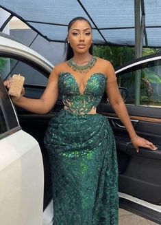 Asoebi Lace Styles, Aso Ebi Dresses, Nigerian Wedding Dress, Lace Outfits, African Bridal Dress, Nigerian Lace Styles Dress, African Prom Dresses, Lace Gown Styles, Kente Styles