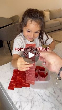 Using Frozen Fruit, Juice In A Blender, Fruit Wash, Fruit Berries, Fruit Roll, Fruit Roll Ups, Fruit Puree, Healthy Snacks Easy, Frozen Fruit