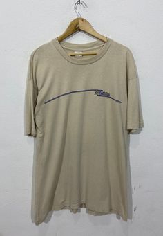 *ITEM: Vintage 90s Billabong Surfwear Large               1990s Billabong Surfing Tshirt Size L *ITEM DETAILS: 👇🏻 Please be aware that all vintage items will usually show a few signs of wear or fading due to age, but anything visible such as stains or holes, and serious flaws have been photographed.For any further information on this item please contact us and we will be happy to help. *SIZE: LARGE *ACTUAL SIZE MEASUREMENT: 👇🏻 *PIT TO PIT(WIDTH):22"INCHES *LENGTH(FROM SHOULDER):32"INCHES  *A Billabong Tshirt, 90s Billabong, Billabong Clothing, Billabong Vintage, Vintage Surfwear, Surfer Aesthetic, 90s Surf, Vintage Billabong, Vintage Skateboards