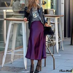 Olivia Mark - Satin Waist-Tied Zipper A-Line Skirt Purple Skirt Outfit, Satin Skirt Outfit, Makijaż Smokey Eye, Moda Chic, Purple Skirt, Satin Midi Skirt, Looks Street Style, A Skirt, Mode Inspo