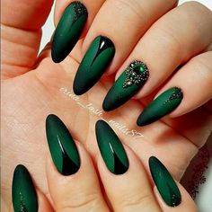 Halloweenský Makeup, Emerald Nails, Manicure Nail Designs, Nail Swag, Nailed It