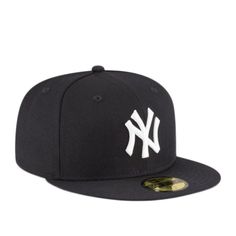 New Era New York Yankees 1996 World Series MLB 59Fifty Fitted Hat Manufacturer #: 11783652 Color: Navy / White MSRP: $39.00 Celebrating their 1996 World Series victory, the New York Yankees World Series 59FIFTY Fitted Cap features a 100% polyester woven fabrication with an embroidered Yankees logo at the front panels and a 1996 World Series Side Patch at the left-wear side with an MLB Batterman logo at the rear. 100% Authenticity Guaranteed Black Yankees Hat, New York Yankees Hat, Nyc Yankees Hat, Yankee Fitted, New York Yankees Hat Fitted, Swag Hats, Yankees Logo, Swag Pics, Preppy Shoes