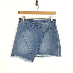 Please Check The Measurements Below To Make Sure It's A Perfect Fit For You Blank Nyc Women’s Denim Wrap Fringe Hem Mini Skirt - New, But Missing The Button On The Inner Right Hip Used For Fastening And Wrapping Up(See Pics), Besides That In Excellent Condition - Size: 24 / Xxs / 0 - Color: Light Blue - 100% Cotton - Wrap Style Denim Skirt - Button And Buckle Closure(Missing The Button) - Raw And Fringed Hemline - Silver-Tone Hardware - Waist 14" Across - Hips 18.5" - Length 14.5" Style Denim Skirt, Mini Denim Skirt, Blank Nyc, Denim Fashion, Wrap Style, Color Light, Blue And Silver, Denim Skirt, Mini Skirt