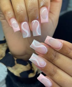 French Tip Design Square Nails, Acrylic Overlay Nails Purple, Short Summer Acrylic Nails French Tip, Medium Nail Inspo Acrylic, Short Summer Acrylic Nails Square, Short French Tip Acrylic Nails With Design, Ombre Nails With Design Ideas, Medium Nail Set, Short French Tip Nails With Design