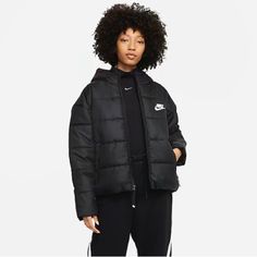 New Womens Nike Coat Xl Black Puffer Jacket Women, Nike Coat, Nike Sportswear Women, Layered Fits, Black Puffer Jacket, Puffer Jacket Women, Black Puffer, Nike Store, Black White Fashion