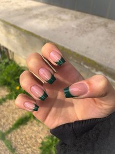 Dark Green With Black Nails, Pretty Acrylic Nails Green, Green Acrylic French Tips, Simple Green Nails Square, Clean Asethic Nails, Green Tip Nails Coffin, Pretty Green Nail Designs, Long Acrylic Nails Square Ideas Design, Green French Tips With Design