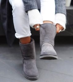 Boots With Bows, Ugg Boots With Bows, Grey Uggs, Ugg Boots Tall, Winter Outfits Aesthetic, Womens Black Booties, Ugg Classic Short