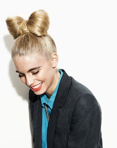 Hair Bow Bun, Lady Gaga Hair, Weekend Hair, Bow Bun, Hair Guide, Hair Pulling, Holiday Hairstyles, Twist Braids, Party Hairstyles