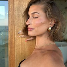 PERFECT! Hailey Bieber via Instagram: “Strawberry girl in the summer 🍓”. Cotton Pouch, Chunky Earrings, Hailey Baldwin, Her Eyes, Girls Makeup, Water Drop, Makeup Trends, Bella Hadid