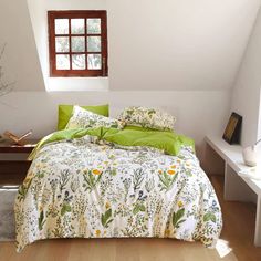 PRICES MAY VARY. 【HIGH QUALITY＆DURABLE CONSTRUCTION】 This boho floral comforter is filled with whole-piece superior microfiber, so this comforter is soft and durable. High quality fabric through unique printing and weaving technology makes this product resistant to fading, breathable and lightweight. 【3 Pcs Twin Comforter Sets】 1 x twin comforter (68" x 90'') and 2 x standard pillowcases (20" x 26"). 【ADD WARM TO YOUR HOME】 Available for all seasons. Brightly boho floral and leaves bring spring Green Room Yellow Bedding, Green And White Bedding Accent Wall, Succulent Bed Set, Habitat Botanical Bedding, Plant Bedroom Bedding, Plant Bed Spread, Olive Green And Blush Pink Bedroom, Sage And Gold Bedroom, Green Floral Bedding